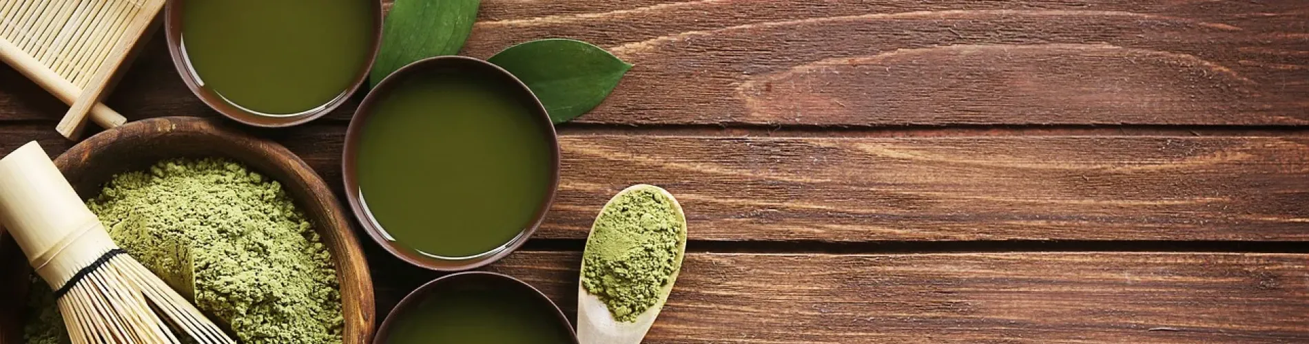 Matcha: Η πράσινη σκόνη τσαγιού γεμάτη οφέλη για τον εγκέφαλο και την υγεία